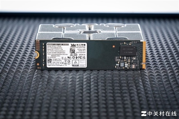 長江存儲PC411 1TB固態(tài)硬盤上手：新一代OEM神盤誕生