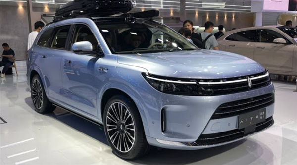 據(jù)說歐美集體放棄電動(dòng)車：信它 不如信我是秦始皇