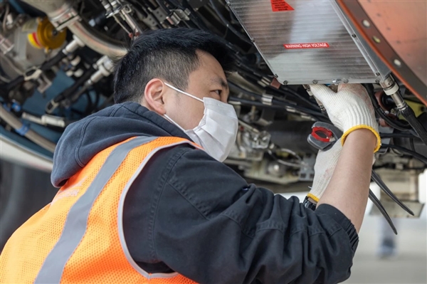全球第一架的第一次！C919國(guó)產(chǎn)大飛機(jī)完成4A檢