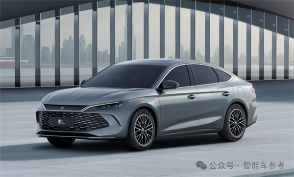 比亞迪王炸：油耗2.9續(xù)航2100km 9.98萬(wàn)！晚安 合資燃油車