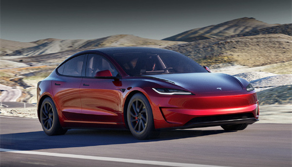 特斯拉Model 3高性能版6月中旬開(kāi)啟首批交付