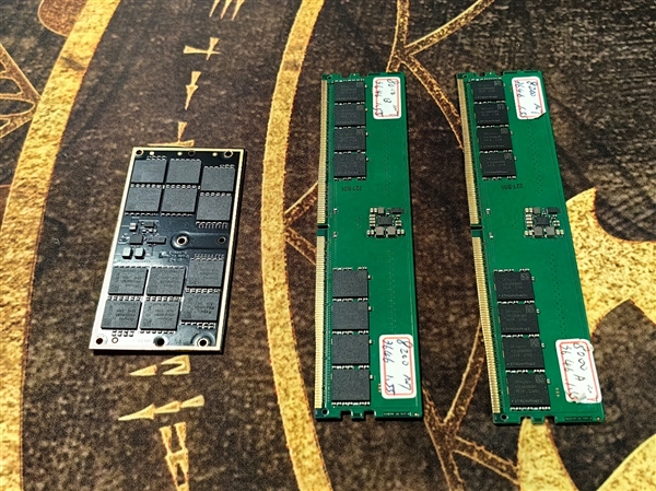 微星主板首秀CAMM2、Mini_CUDIMM兩大革命性內(nèi)存！下代普及四大徒手DIY設(shè)計(jì)