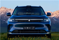 余承東盛贊國(guó)民SUV 問(wèn)界新M7 Ultra上市首周交了4349輛：創(chuàng)紀(jì)錄！
