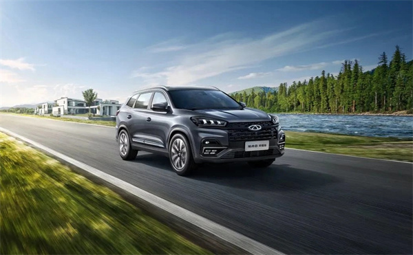 奇瑞汽車瑞虎 8 鯤鵬版上市，售價 12.79 萬元
