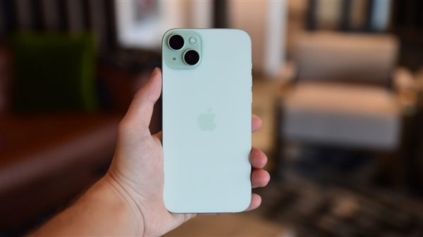 曝蘋果正研發(fā)超薄手機(jī)：明年發(fā)布 命名iPhone 17 Slim