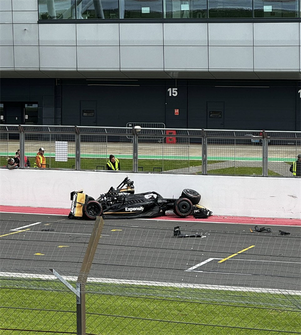 蘋果 F1 原創(chuàng)賽車電影 2025 年 6 月 25 日上映