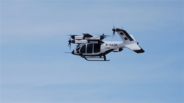 沃飛長(zhǎng)空AE200電動(dòng)垂直起降航空器完成二階段試飛：航程可達(dá)200公里