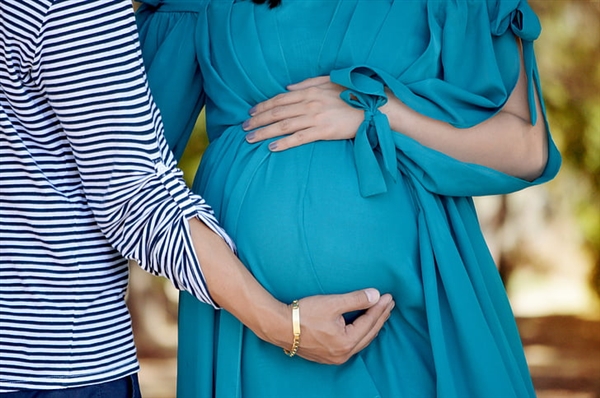 網(wǎng)曝韓國(guó)不給產(chǎn)婦用麻醉了：生孩子用麻醉到底好不好