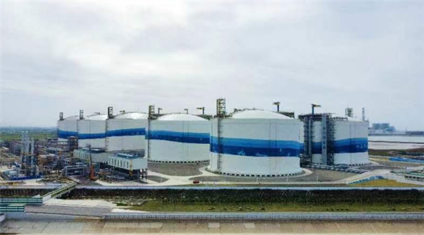 我國規(guī)模大液化天然氣儲備基地建成：總罐容達250萬立方米