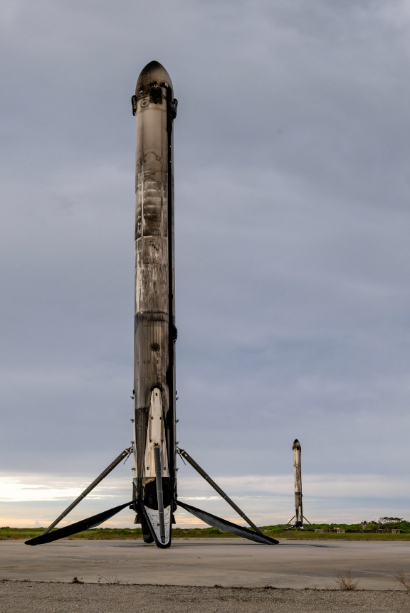 難得一見的奇觀！SpaceX四個整流罩同時上路