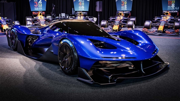 性能比肩F1賽車！紅牛首款超跑RB17亮相：全球僅50臺已賣光