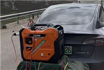 1小時充電16公里！特斯拉Model 3車主加裝增程器跑318進藏