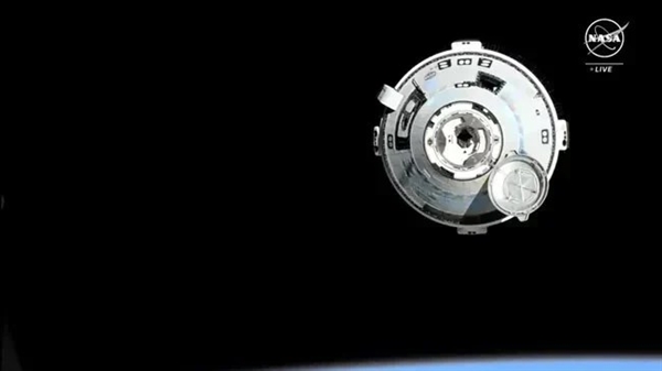 美國宇航員滯留太空超一個月短期還回不來：波音剛完成星際客機(jī)發(fā)動機(jī)測試