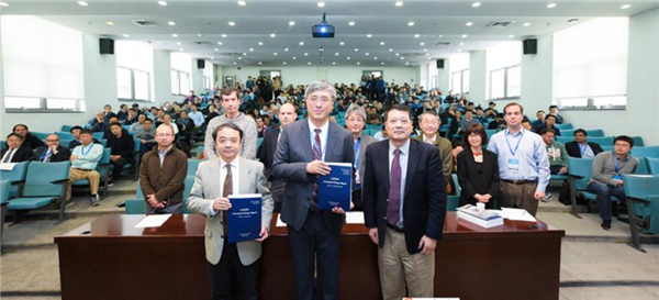 耗時(shí)10年完工領(lǐng)先歐洲：中國(guó)計(jì)劃建造全球大的粒子對(duì)撞機(jī)！