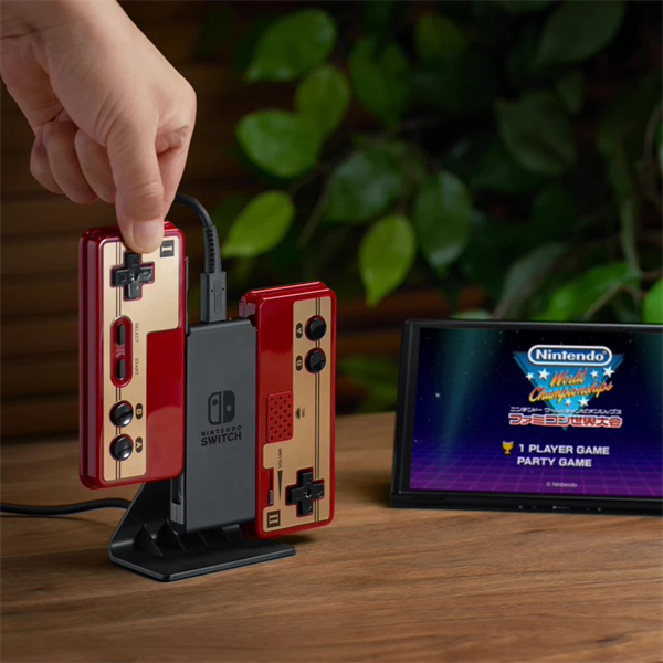 任天堂推出 Switch 主機(jī) Joy-Con 手柄充電支架