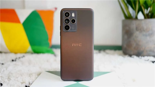 HTC后一家實(shí)體店關(guān)閉 官方：很早就沒(méi)有專(zhuān)賣(mài)店了