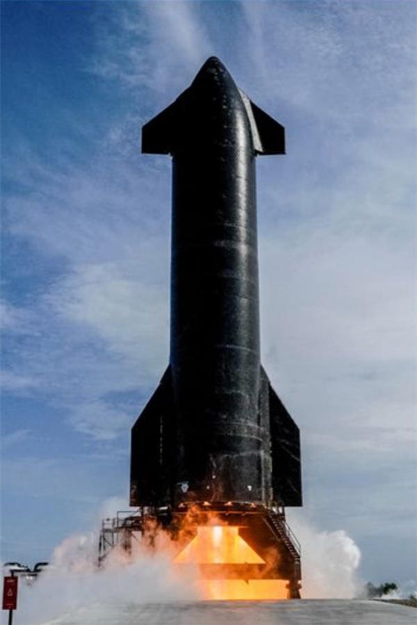 試飛進(jìn)入倒計(jì)時(shí)！世界強(qiáng)火箭SpaceX星艦靜態(tài)點(diǎn)火測(cè)試成功