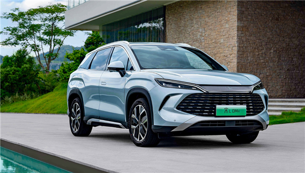 中國(guó)人太愛(ài)能加油的新能源汽車(chē) 插混占世界近8成