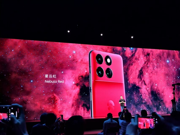 蔚來(lái)強(qiáng)旗艦！全新NIO Phone發(fā)布：6499元