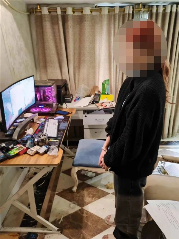 大快人心！騰訊《穿越火線》全鏈條擊破外掛發(fā)卡平臺：9人落網(wǎng)