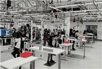 走路1小時能賺300塊！特斯拉新招聘太狂 網友：我一天能步行12小時
