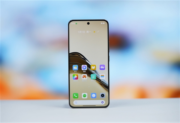 首發(fā)全新索尼超光影潛望長焦！真我13 Pro+圖賞