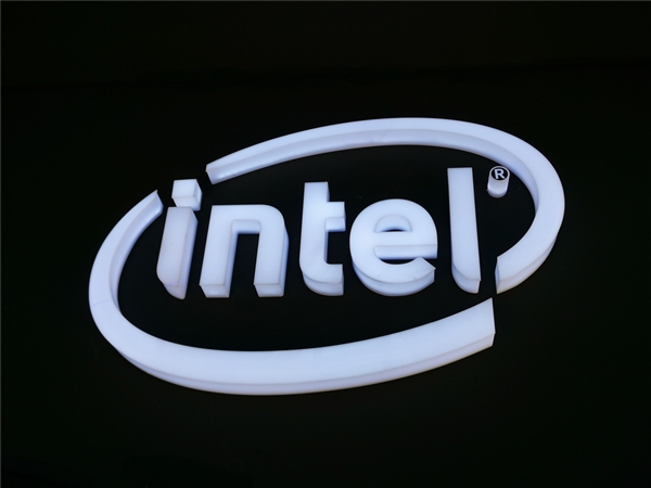 Intel CEO基辛格自信放言：我們的PC市場地位依然強勁！