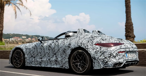 有錢人的大玩具！奔馳AMG PureSpeed上路測試：2025年全球首發(fā)