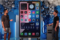 創(chuàng)吉尼斯世界紀(jì)錄！2米高巨型蘋果iPhone 15 Pro Max亮相：88英寸自由操作