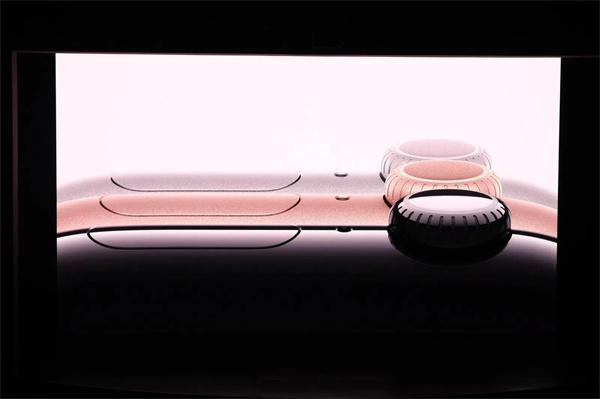 蘋果發(fā)布 Apple Watch Series 10 智能手表
