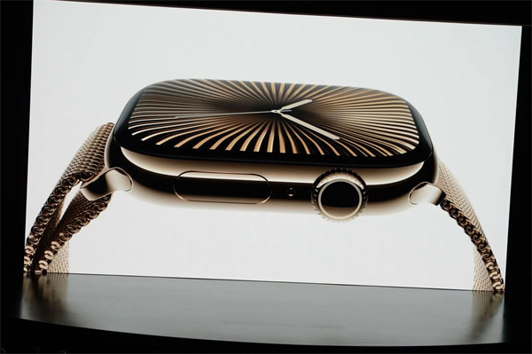 蘋果發(fā)布 Apple Watch Series 10 智能手表
