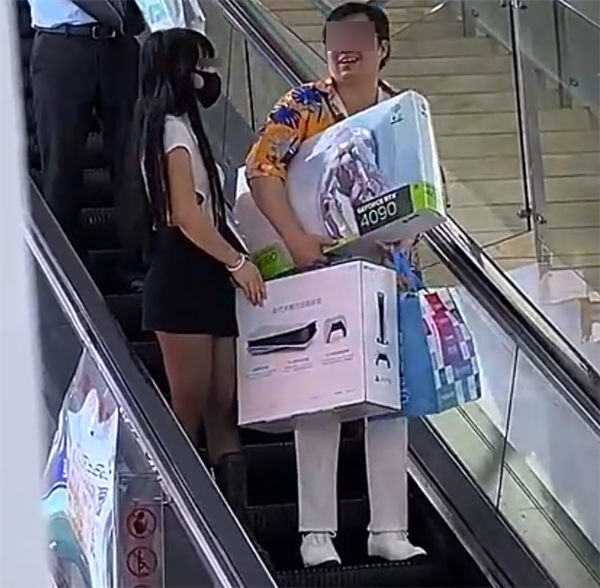 史上貴！PS5還是PS5 Pro？我買臺(tái)電腦它不香嗎？