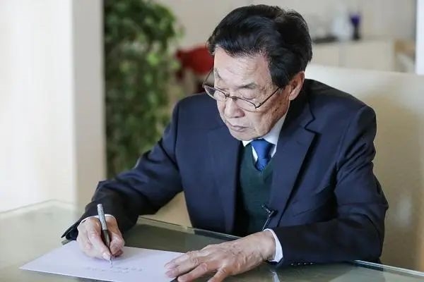中國載人航天工程首任總設(shè)計(jì)師王永志被授予“共和國勛章”