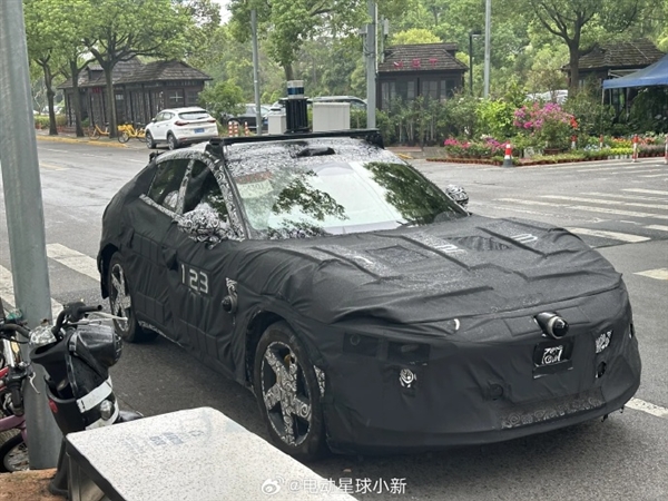 雷軍大招越來越近！小米SUV路試諜照又曝光：越看越有法拉利purosangue味道