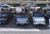 3100000次！國(guó)慶假期高速公路充電次數(shù)再創(chuàng)新高