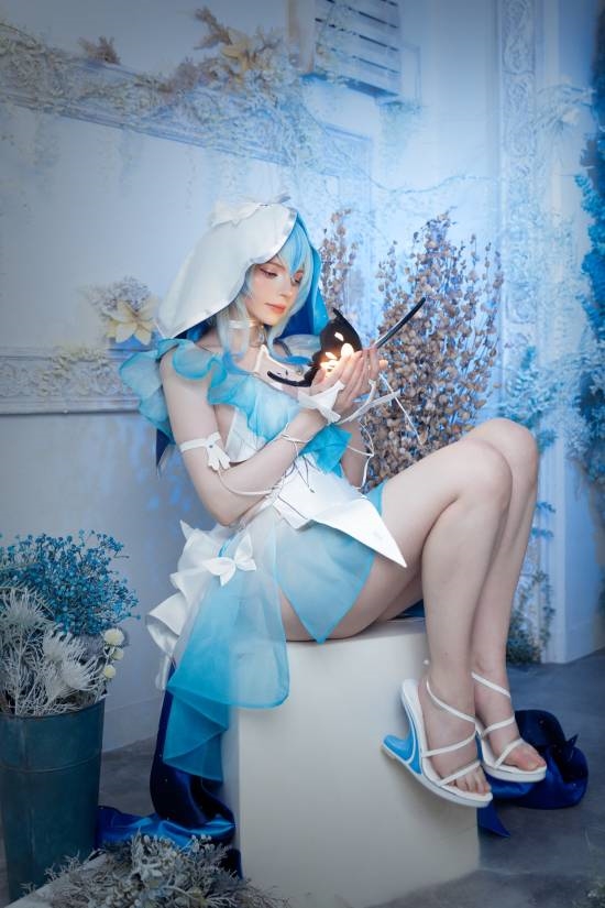 礙事梨體?！而Q潮》COS：潔白無瑕