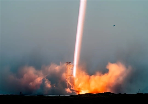 星艦第五飛精彩畫面合集：筷子夾火箭 絲滑又流暢