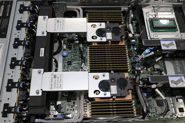 192核心384線程、5GHz起飛！AMD Zen5 EPYC首測(cè)：領(lǐng)先至強(qiáng)6幾乎40％