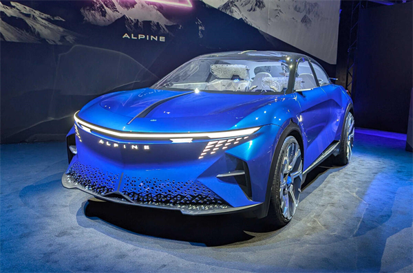 Alpine A390 Beta 概念車(chē)亮相，預(yù)計(jì)明年量產(chǎn)