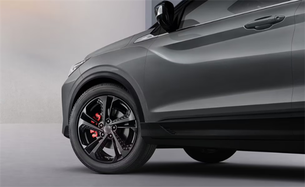 吉利全新小型 SUV 繽越 L 官圖發(fā)布，預(yù)計(jì) 11 月上市