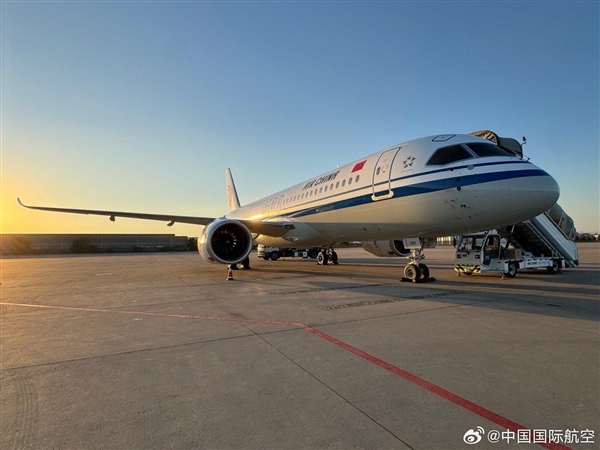 國航接收第二架C919國產(chǎn)大飛機(jī)：已飛抵北京
