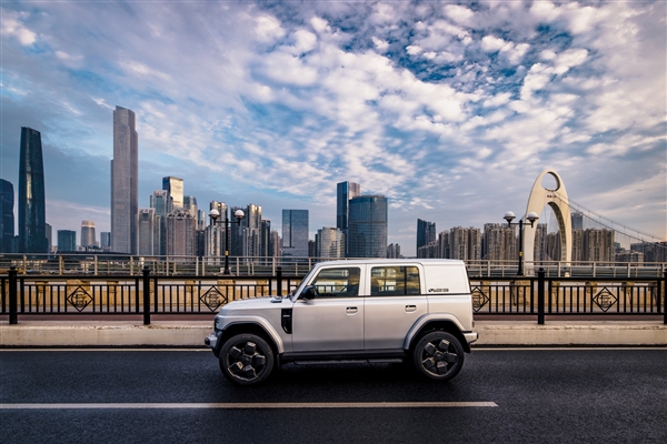 11萬起干崩服務器！奇瑞iCAR V23預售訂單突破31000單