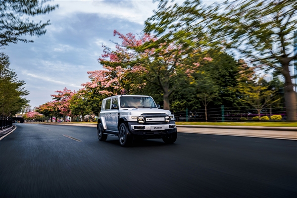 11萬起干崩服務器！奇瑞iCAR V23預售訂單突破31000單