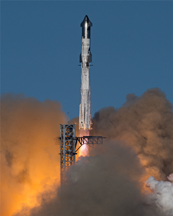 SpaceX星艦第六飛官方美圖：巔峰科技的暴力美學(xué)