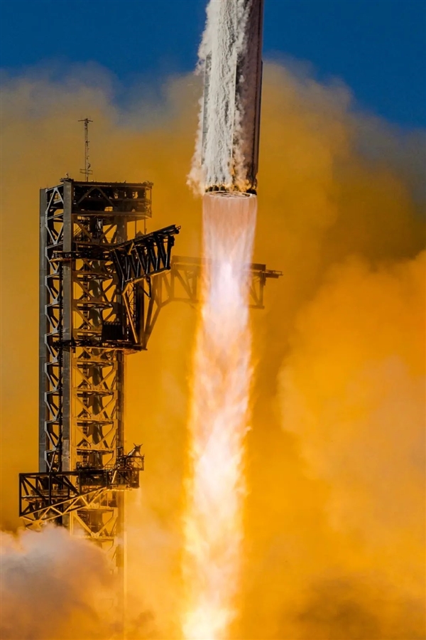 SpaceX星艦第六飛官方美圖：巔峰科技的暴力美學(xué)