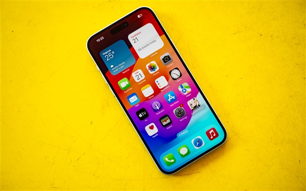 華為Mate 70等國產(chǎn)旗艦強(qiáng)勢(shì)回歸 iPhone出貨量增長(zhǎng)乏力