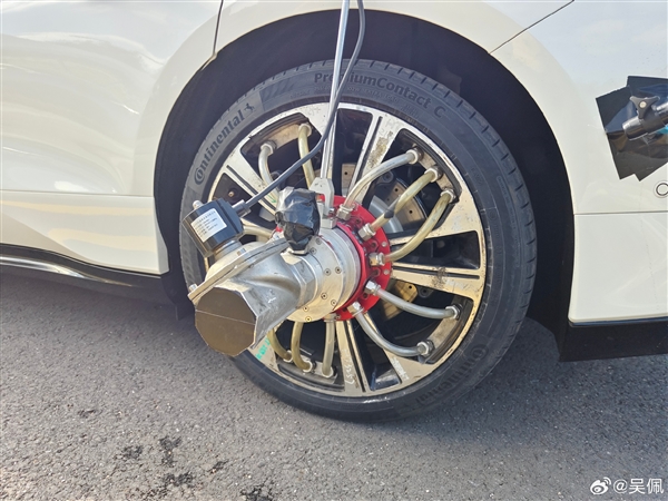 博主親測騰勢Z9 140km/h爆胎！一個詞形容：無感