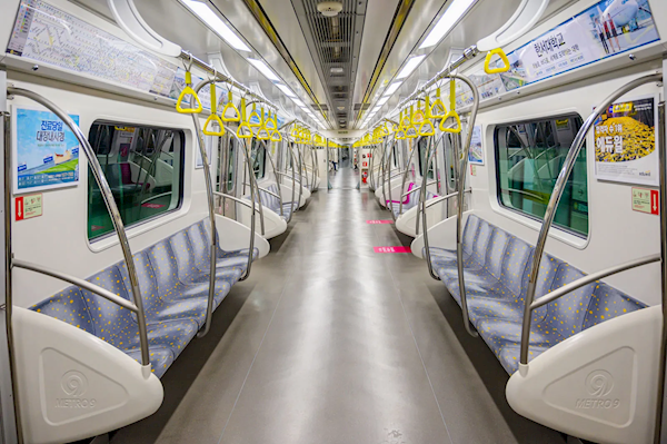 北京地鐵：將在站內(nèi)試行免洗快剪、面包店、快餐車