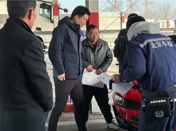 較勁的Q3：樂觀者李斌 史上強(qiáng)何小鵬 李想開上法拉利