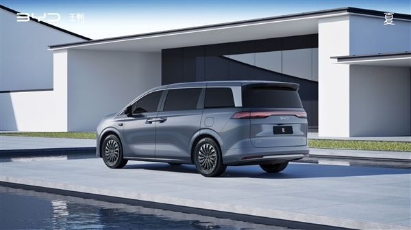 DM5.0把MPV油耗打下來(lái)：全新MPV比亞迪夏實(shí)車曝光